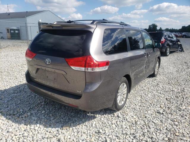 Photo 4 from auction – 2012 TOYOTA SIENNA XLE with VIN 5TDYK3DC8CS179229