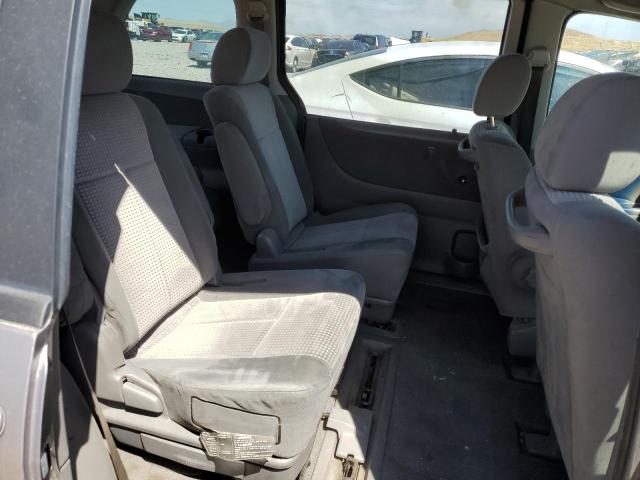 Photo 6 from auction – 2004 MAZDA MPV WAGON with VIN JM3LW28AX40527660