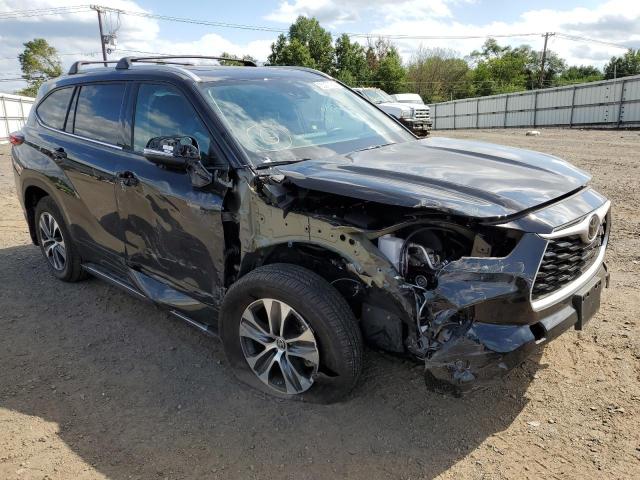 TOYOTA HIGHLANDER 2022 with VIN 5TDGZRBH8NS204450 - Photo from auction
