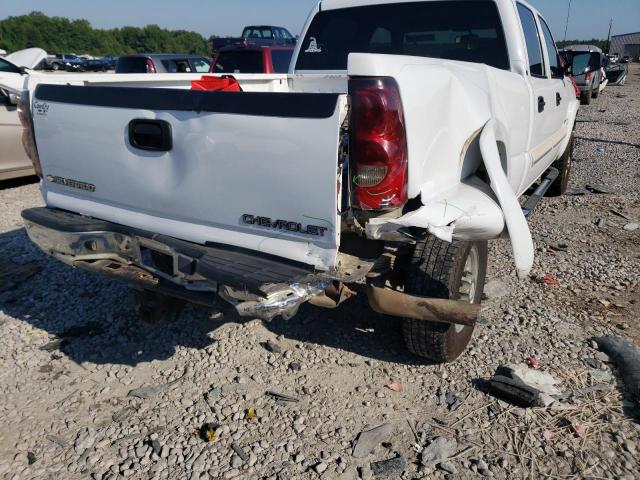 Photo 9 from auction – 2005 CHEVROLET SILVERADO with VIN 1GCHC23U05F802248