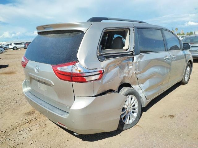 Photo 4 from auction – 2016 TOYOTA SIENNA XLE with VIN 5TDYK3DC4GS721173