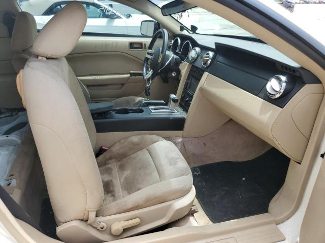 Photo 5 from auction – 2005 FORD MUSTANG with VIN 1ZVFT80N655244898