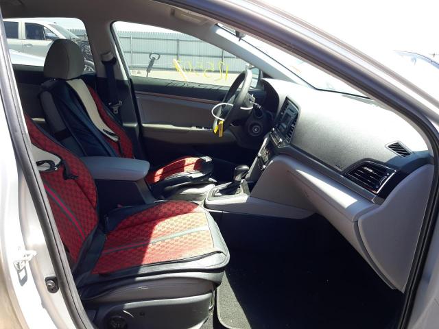 Photo 5 from auction – 2017 HYUNDAI ELANTRA SE with VIN 5NPD74LF2HH186000