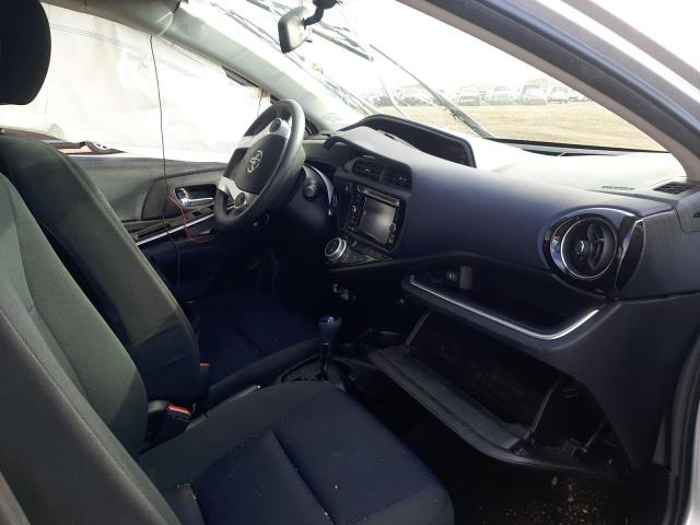 Photo 5 from auction – 2015 TOYOTA PRIUS C with VIN JTDKDTB33F1113479