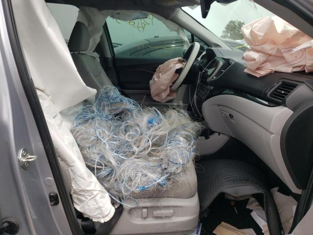 Photo 5 from auction – 2019 HONDA PILOT TOUR with VIN 5FNYF5H98KB019546