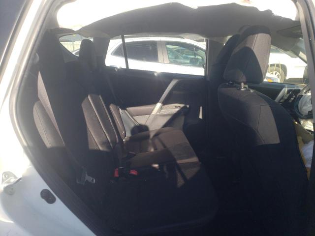 Photo 6 from auction – 2015 TOYOTA RAV4 LE with VIN JTMBFREV8FJ048297