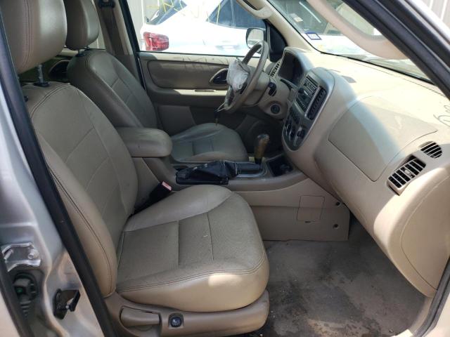 Photo 5 from auction – 2005 FORD ESCAPE LIM with VIN 1FMYU04135KA80640