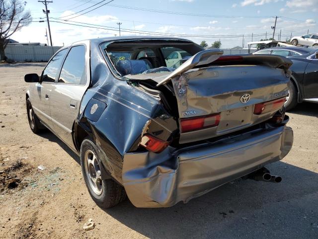 Photo 3 from auction – 1998 TOYOTA CAMRY with VIN 4T1BG22K9WU293117