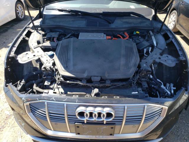Фото 7 с аукциона – 2019 AUDI E-TRON PRE с VIN WA1LAAGE5KB020456