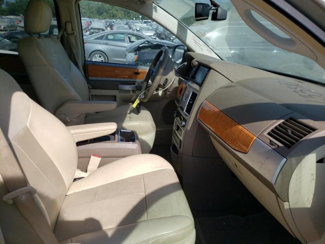 Photo 5 from auction – 2009 CHRYSLER TOWN & COU with VIN 2A8HR64X09R633810