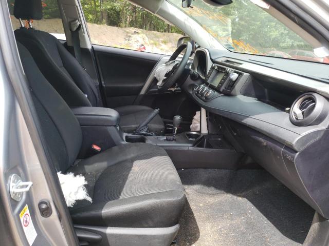 Photo 5 from auction – 2018 TOYOTA RAV4 LE with VIN 2T3BFREV2JW853545