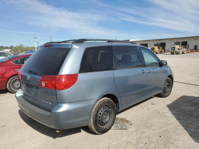 Photo 4 from auction – 2010 TOYOTA SIENNA CE with VIN 5TDKK4CC2AS341284