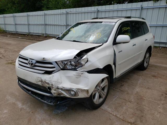 Photo 2 from auction – 2013 TOYOTA HIGHLANDER with VIN 5TDDK3EH0DS241376