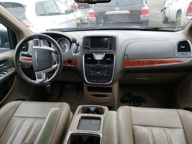Photo 9 from auction – 2015 CHRYSLER TOWN & COU with VIN 2C4RC1BG9FR628653