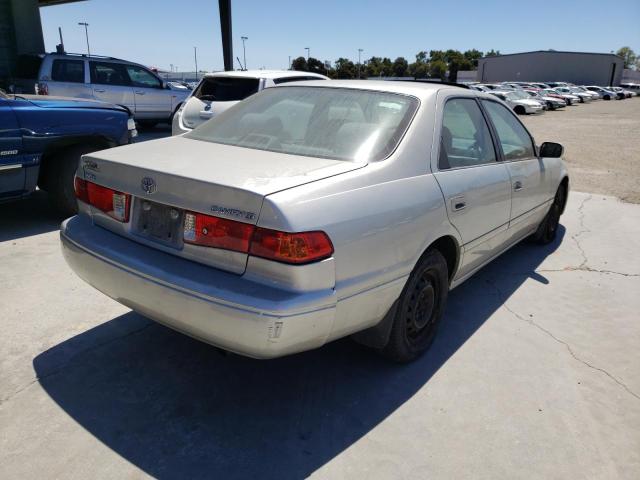 Photo 4 from auction – 2001 TOYOTA CAMRY with VIN 4T1BG22K7YU010507