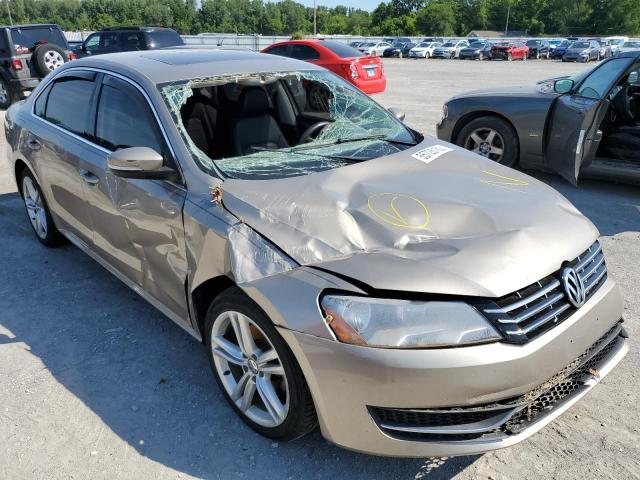 Photo 9 from auction – 2015 VOLKSWAGEN PASSAT SE with VIN 1VWBV7A38FC015359
