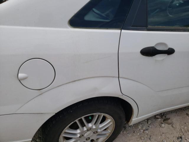 Photo 9 from auction – 2005 FORD FOCUS ZX4 with VIN 1FAFP34N45W210303
