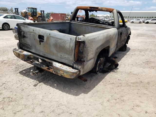 Photo 4 from auction – 2002 CHEVROLET SILVERADO with VIN 1GCEK14T82Z248215