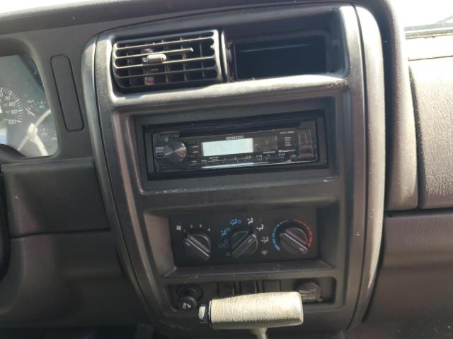 Photo 9 from auction – 2000 JEEP CHEROKEE S with VIN 1J4FT48S3YL210787