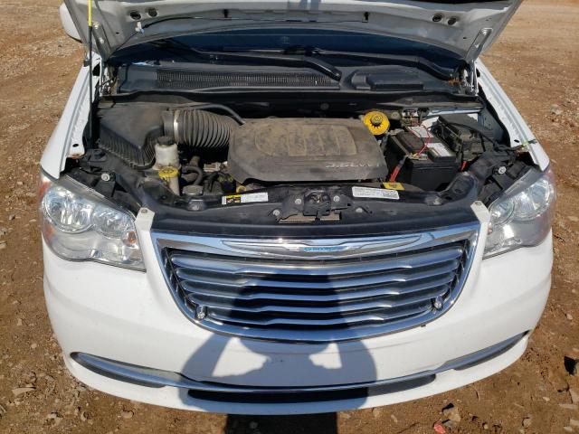 Photo 9 from auction – 2015 CHRYSLER TOWN & COU with VIN 2C4RC1BG8FR608684