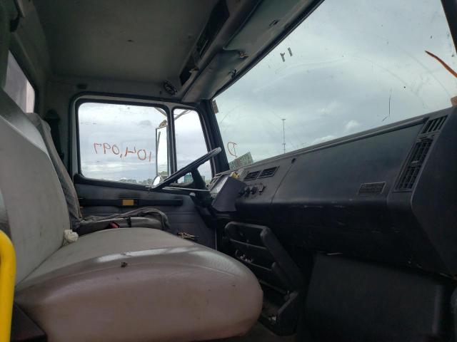Photo 5 from auction – 2004 FREIGHTLINER MEDIUM CON with VIN 1FVABSAK34HM54037