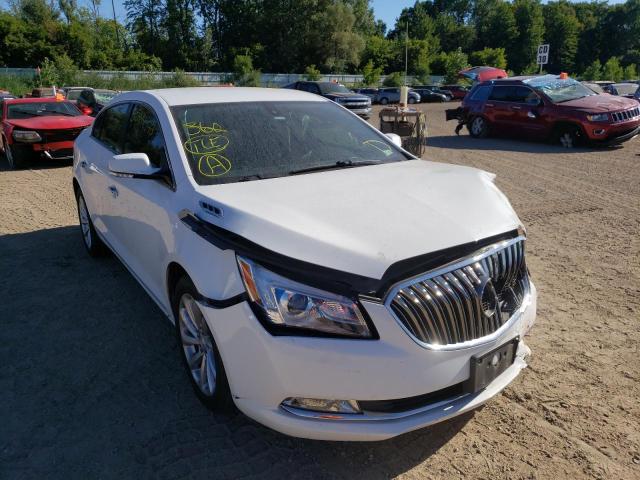 BUICK LACROSSE 2016 with VIN 1G4GB5G33GF130816 - Photo from auction