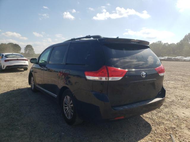 Photo 3 from auction – 2012 TOYOTA SIENNA XLE with VIN 5TDYK3DC3CS204201