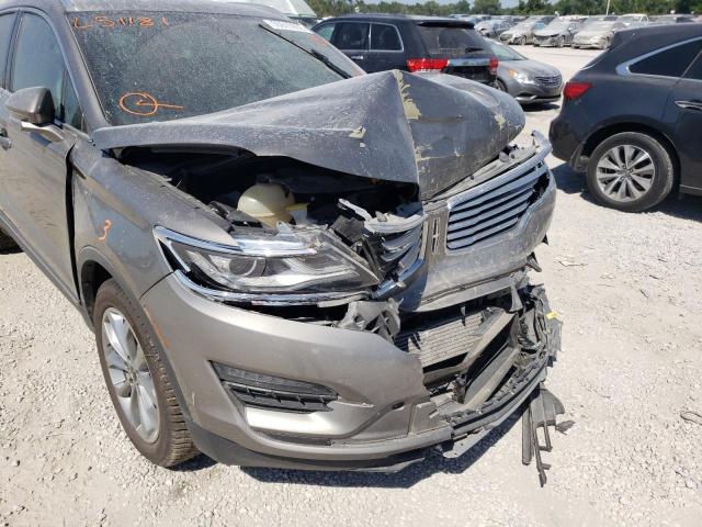 Photo 9 from auction – 2017 LINCOLN MKC SELECT with VIN 5LMCJ2D92HUL51181