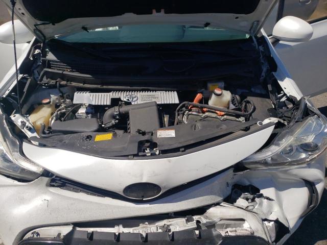 Photo 7 from auction – 2015 TOYOTA PRIUS V with VIN JTDZN3EUXFJ032060