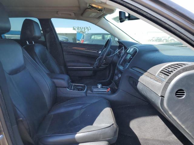 Photo 5 from auction – 2017 CHRYSLER 300C with VIN 2C3CCAEG8HH668897