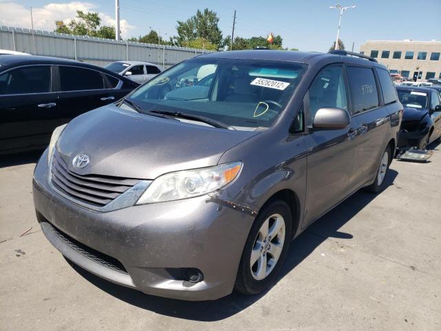 Photo 2 from auction – 2015 TOYOTA SIENNA LE with VIN 5TDKK3DC5FS673168