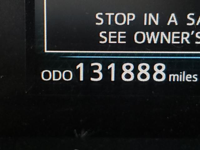 Photo 8 from auction – 2015 TOYOTA PRIUS V with VIN JTDZN3EUXFJ032060