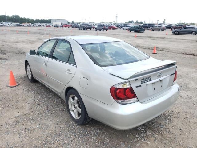 Photo 3 from auction – 2005 TOYOTA CAMRY LE with VIN 4T1BE32K85U394157