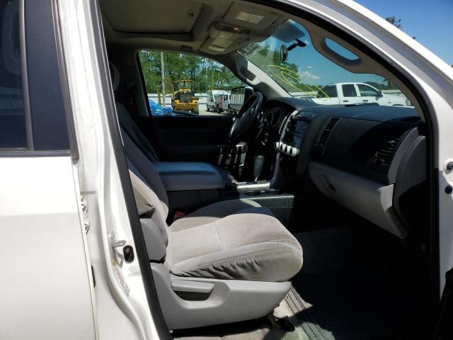 Photo 5 from auction – 2011 TOYOTA SEQUOIA SR with VIN 5TDBY5G17BS048799