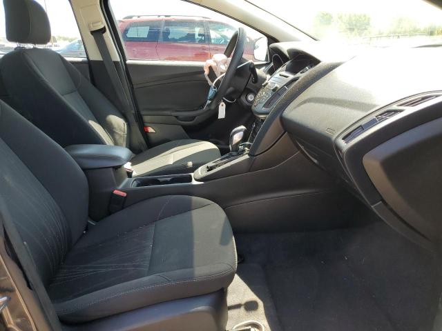 Photo 5 from auction – 2016 FORD FOCUS SE with VIN 1FADP3F22GL244206