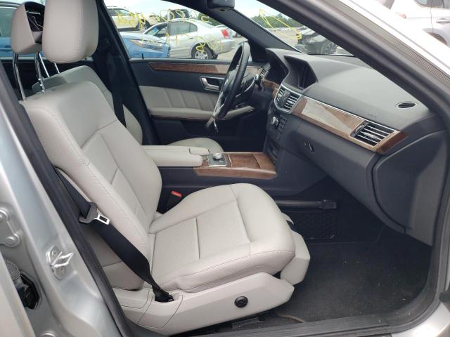 Photo 5 from auction – 2012 MERCEDES-BENZ E 350 BLUE with VIN WDDHF2EB5CA561628