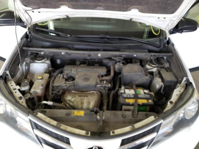Photo 7 from auction – 2013 TOYOTA RAV4 LE with VIN JTMBFREV4DD024476