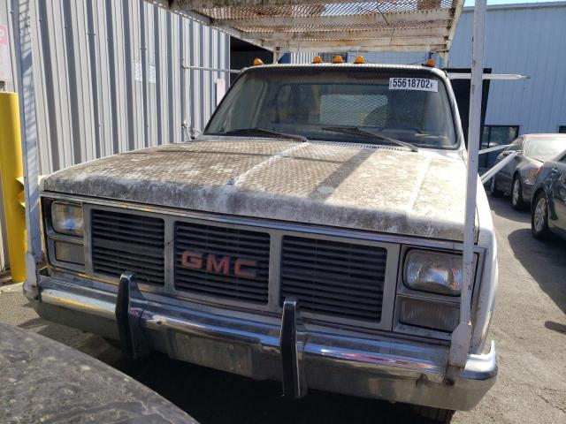 Photo 9 from auction – 1983 GMC C3500 with VIN 1GDHC34J3DV520101