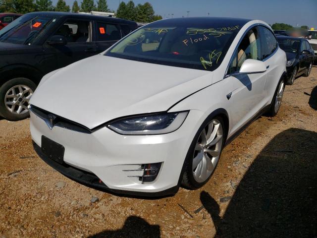 Photo 2 from auction – 2017 TESLA MODEL X with VIN 5YJXCBE25HF048893
