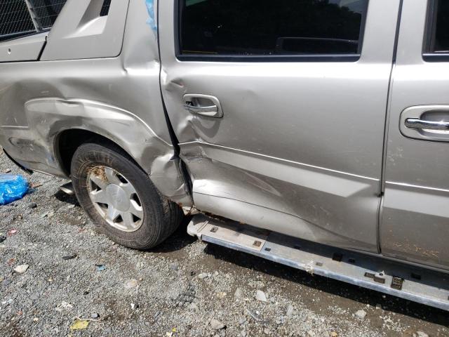 Photo 9 from auction – 2004 CADILLAC ESCALADE with VIN 3GYEK62N44G314564