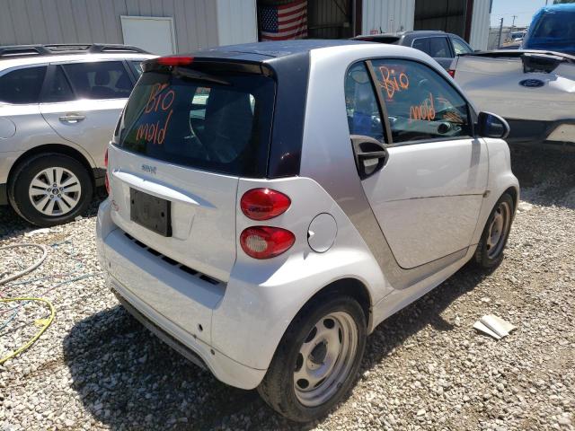 Photo 4 from auction – 2015 SMART FORTWO PUR with VIN WMEEJ3BA3FK812028