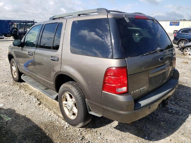Photo 3 from auction – 2000 FORD EXPLORER with VIN 1FMDU73W75UA57161