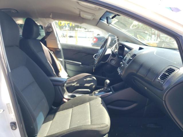 Photo 5 from auction – 2017 KIA FORTE LX with VIN 3KPFK4A73HE041605