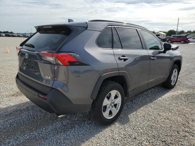 Photo 4 from auction – 2021 TOYOTA RAV4 XLE with VIN 2T3W1RFV2MC144988