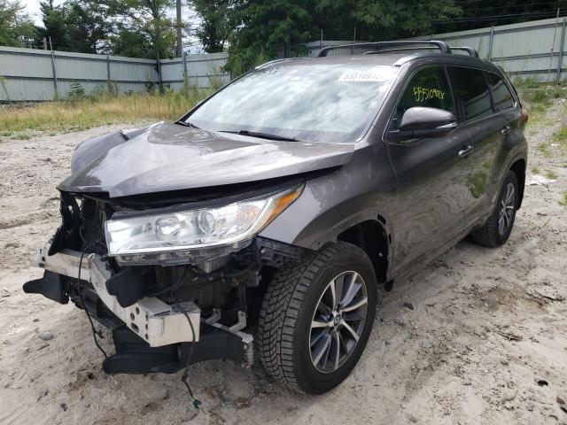 Photo 2 from auction – 2017 TOYOTA HIGHLANDER with VIN 5TDJZRFH8HS366079