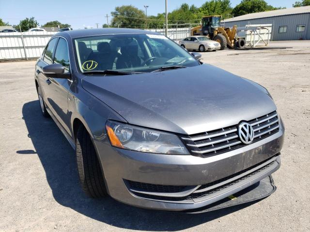 VOLKSWAGEN PASSAT S 2014 with VIN 1VWAT7A38EC045347 - Photo from auction