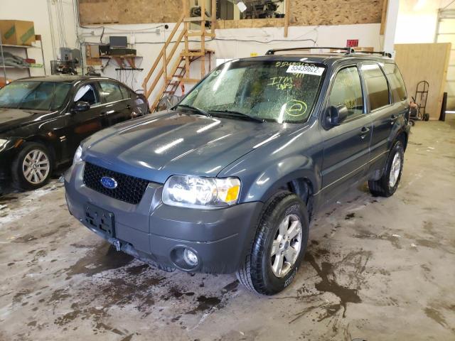 Photo 2 from auction – 2005 FORD ESCAPE XLT with VIN 1FMYU93125KD28110