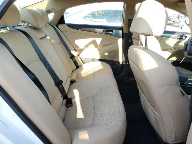 Photo 6 from auction – 2015 HYUNDAI SONATA HYB with VIN KMHEC4A42FA137414
