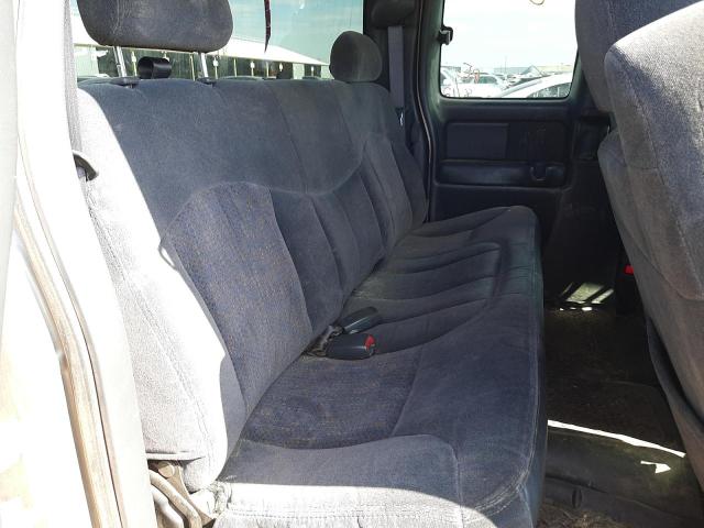 Photo 6 from auction – 2001 CHEVROLET SILVERADO with VIN 1GCEK19T91E138255