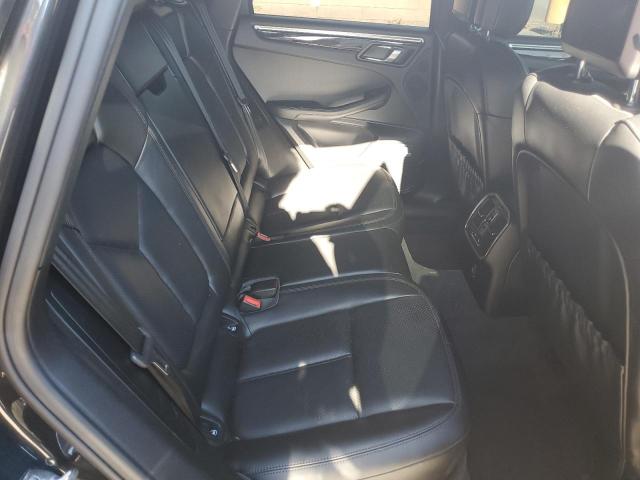 Photo 6 from auction – 2018 PORSCHE MACAN with VIN WP1AA2A5XJLB03674